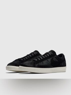 Nike Womens Blazer Low Lux Black Pony Hair Sneakers